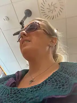 sexylady1983 online show from 10, 9, 2025