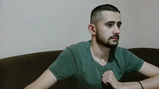 Snapshot of Sweet__Daddy chatting on 4, 12, 2024 Sweet Daddy online show from 4, 12, 2024