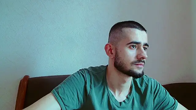 Snapshot of Sweet__Daddy chatting on 1, 1, 2025 Sweet Daddy online show from 1, 1, 2025