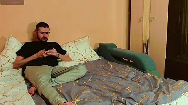 Snapshot of Sweet__Daddy chatting on 13, 1, 2025 Sweet Daddy online show from 13, 1, 2025