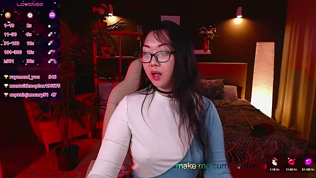 Snapshot of Marine_Vact chatting on 12, 3, 2025 Marine Vact online show from 12, 3, 2025