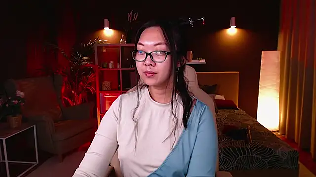 Snapshot of Marine_Vact chatting on 13, 10, 2025 Marine Vact online show from 13, 10, 2025