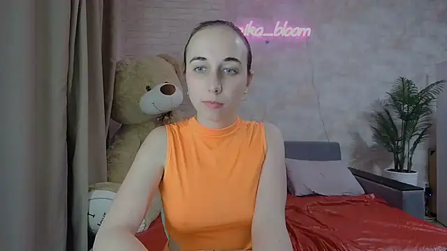 Snapshot of Anika_bloom chatting on 11, 3, 2025 Anika bloom online show from 11, 3, 2025