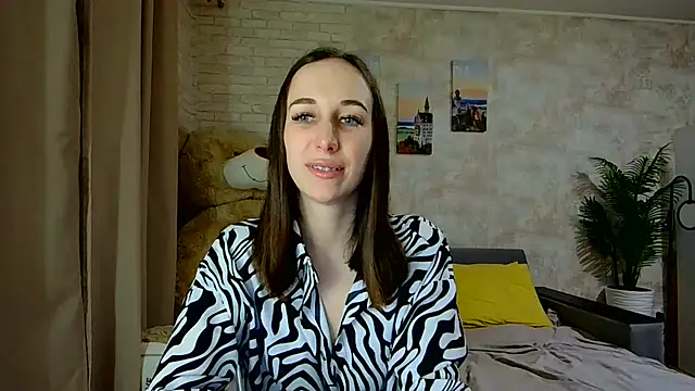 Snapshot of Anika_bloom chatting on 15, 12, 2025 Anika bloom online show from 15, 12, 2025