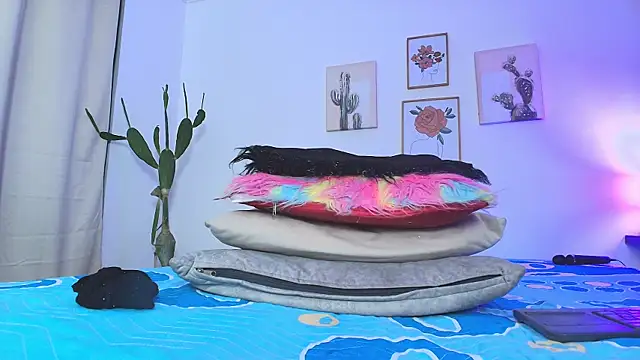 Snapshot of miwa_cute chatting on 13, 2, 2025 miwa cute online show from 13, 2, 2025