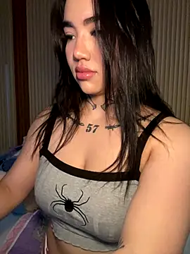 Nickiiiii online show from 18, 10, 2025