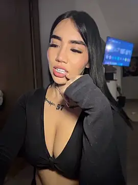 Snapshot of Nickiiiii chatting on 6, 6, 2026 Nickiiiii online show from 6, 6, 2026