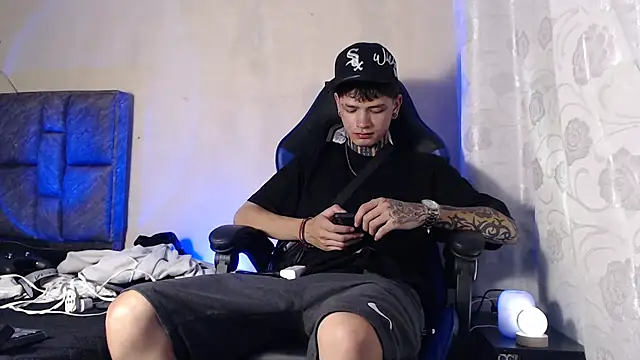 Dan brownn online show from 13, 11, 2025