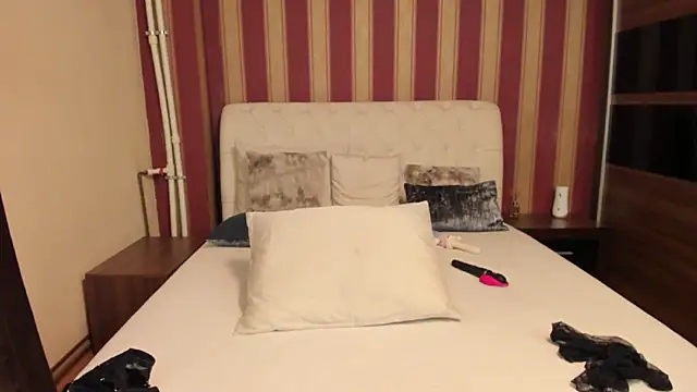 AshPage online show from 4, 2, 2026