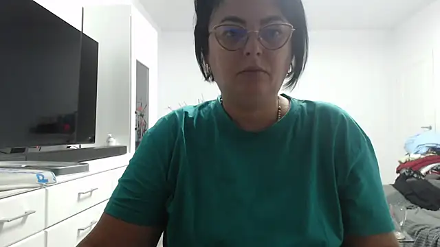 Amandamuller1982 online show from 10, 9, 2025