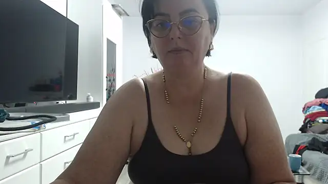 Amandamuller1982 online show from 5, 10, 2025