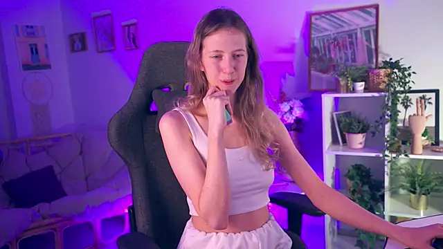 Sharon Evansi online show from 18, 12, 2024