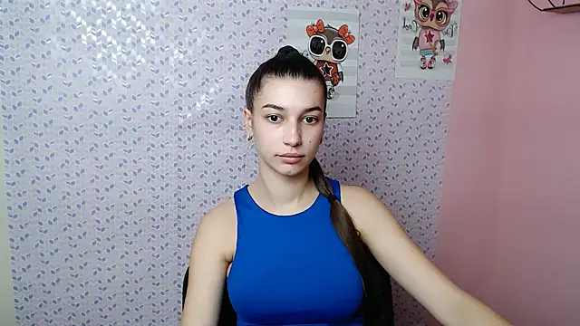 KarolinaRosse  online show from 31, 1, 2025