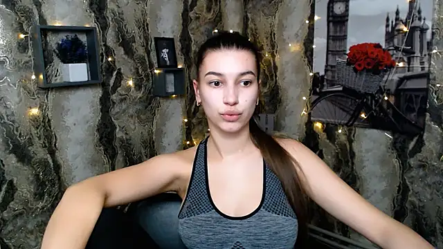 KarolinaRosse  online show from 5, 2, 2025