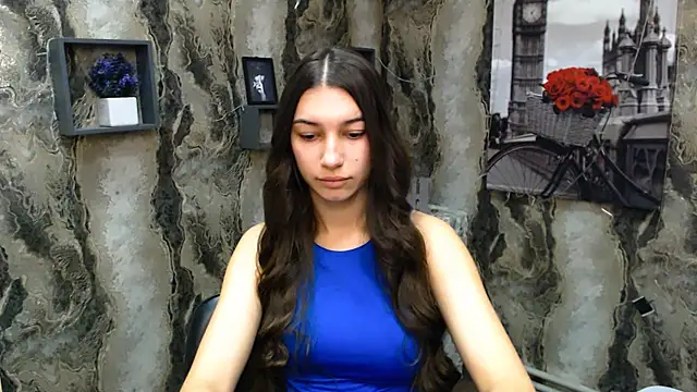 KarolinaRosse  online show from 12, 2, 2025