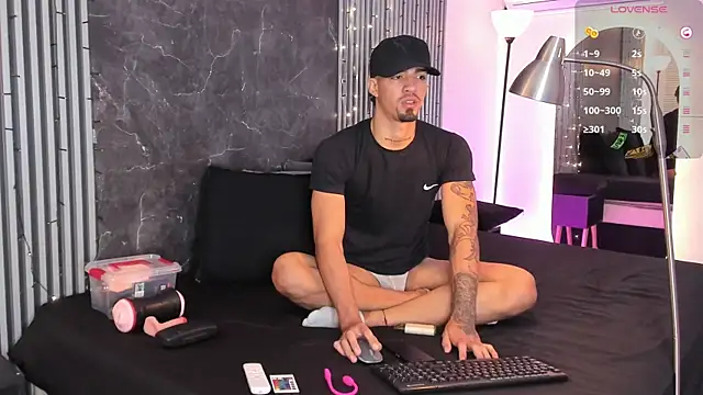 Snapshot of Duriel_ chatting on 9, 1, 2025 Duriel online show from 9, 1, 2025