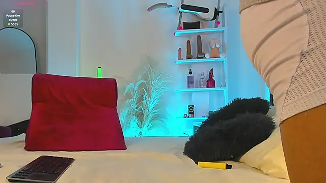 Snapshot of Duriel_ chatting on 9, 9, 2025 Duriel online show from 9, 9, 2025