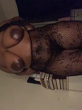 ethergodess9 online show from 2, 11, 2025