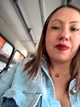 Snapshot of VIOLETA-25_ chatting on 8, 11, 2025 VIOLETA-25 online show from 8, 11, 2025