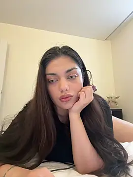 Snapshot of Sweet_Khalifa_ chatting on 15, 12, 2024 Sweet Khalifa  online show from 15, 12, 2024