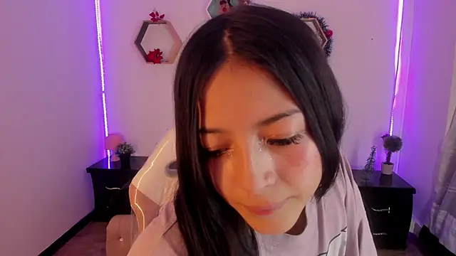 Snapshot of Meelanny_ds chatting on 23, 12, 2024 Meelanny ds online show from 23, 12, 2024