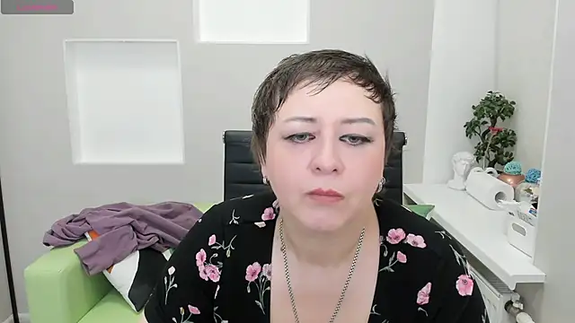 Dolorys online show from 8, 12, 2024