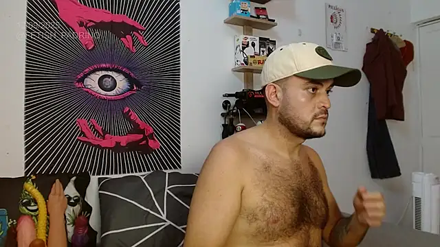 Snapshot of fetish_padrino chatting on 12, 9, 2025 fetish padrino online show from 12, 9, 2025