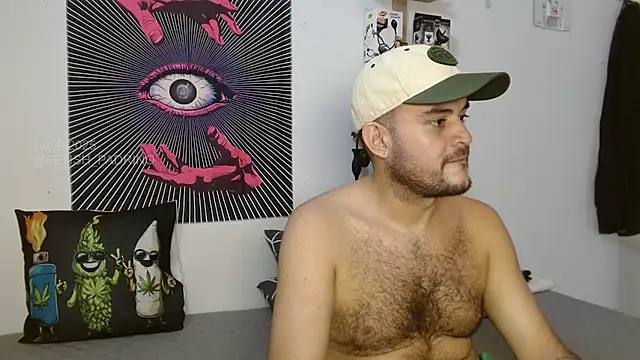 Snapshot of fetish_padrino chatting on 14, 9, 2025 fetish padrino online show from 14, 9, 2025