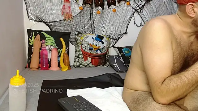 Snapshot of fetish_padrino chatting on 27, 9, 2025 fetish padrino online show from 27, 9, 2025