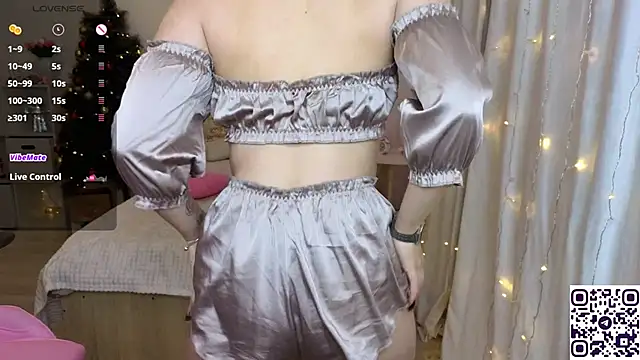 Snapshot of Maya_Rave chatting on 22, 12, 2024 Maya Rave online show from 22, 12, 2024