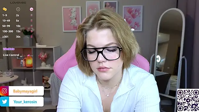 Snapshot of Maya_Rave chatting on 23, 1, 2025 Maya Rave online show from 23, 1, 2025