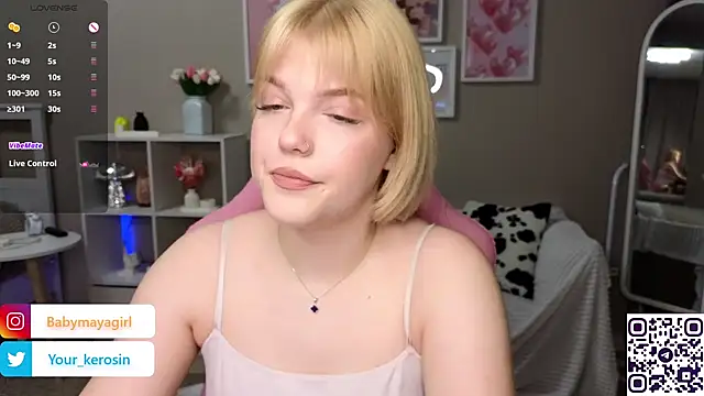 Snapshot of Maya_Rave chatting on 23, 2, 2025 Maya Rave online show from 23, 2, 2025