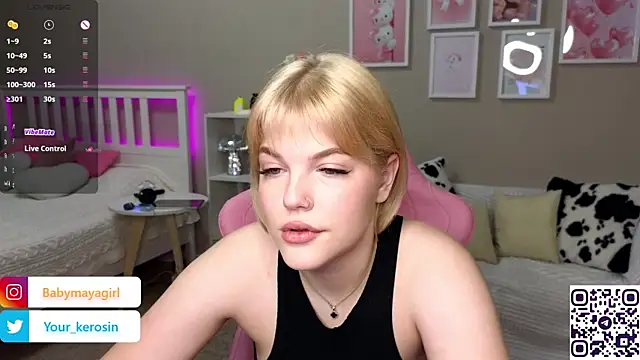 Snapshot of Maya_Rave chatting on 3, 3, 2025 Maya Rave online show from 3, 3, 2025