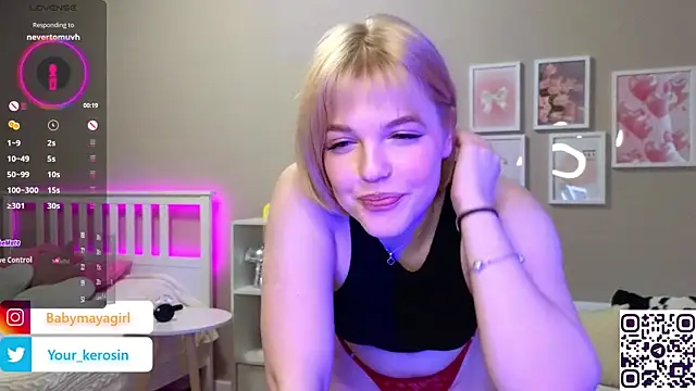 Snapshot of Maya_Rave chatting on 3, 3, 2025 Maya Rave online show from 3, 3, 2025