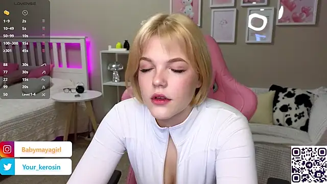 Snapshot of Maya_Rave chatting on 9, 3, 2025 Maya Rave online show from 9, 3, 2025