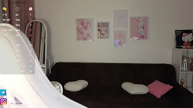 Snapshot of Maya_Rave chatting on 16, 11, 2025 Maya Rave online show from 16, 11, 2025