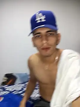 Y4NcA online show from 22, 10, 2025