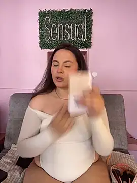 PoliBenett  online show from 10, 1, 2025