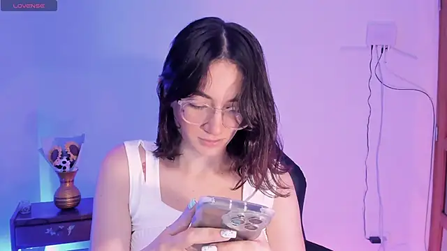 Snapshot of haanna_thompsoon chatting on 27, 12, 2024 haanna thompsoon online show from 27, 12, 2024