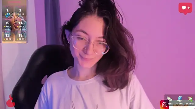 Snapshot of haanna_thompsoon chatting on 22, 3, 2025 haanna thompsoon online show from 22, 3, 2025