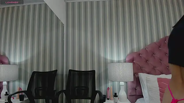 HazelMoret online show from 6, 3, 2025