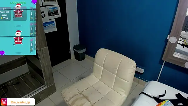 Mia scarlet69 online show from 19, 12, 2025