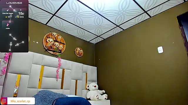 Mia scarlet69 online show from 16, 4, 2026