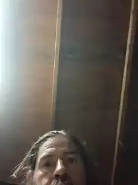 Snapshot of linksjack1010 chatting on 2, 2, 2025 linksjack1010 online show from 2, 2, 2025