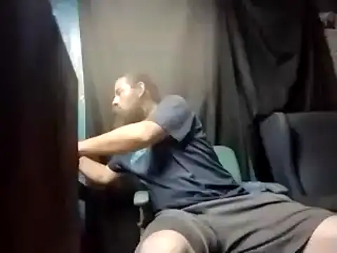 Snapshot of linksjack1010 chatting on 8, 3, 2025 linksjack1010 online show from 8, 3, 2025