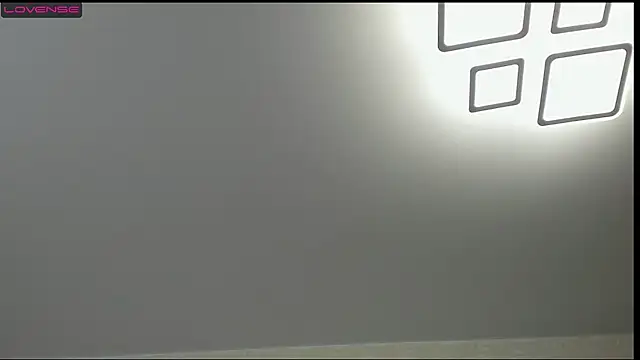 BettyBloom69 online show from 23, 1, 2025