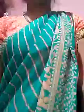 Snapshot of riya_houswife chatting on 20, 12, 2024 riya houswife online show from 20, 12, 2024