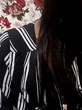 Cute-Love-Angel online show from 29, 1, 2025