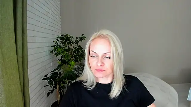 Alicee Gracee online show from 7, 2, 2025