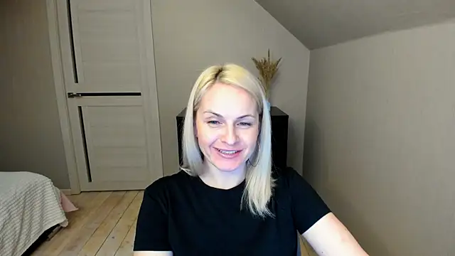 Alicee Gracee online show from 28, 2, 2025